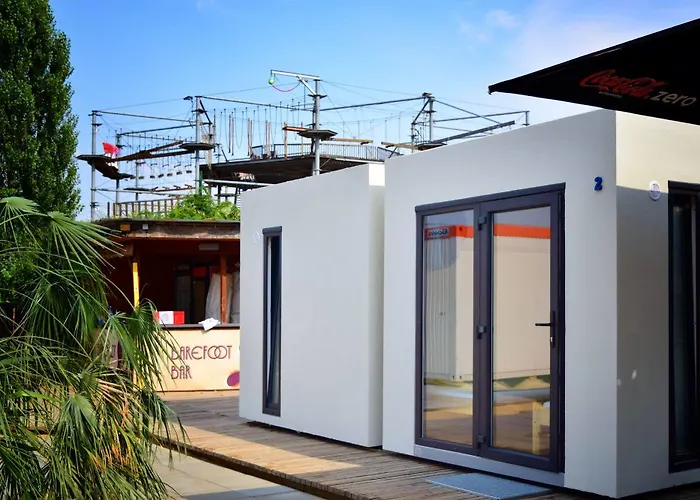 Cube Lodges Mitte 2*