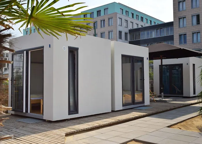 Hotel Cube Lodges Mitte 2*